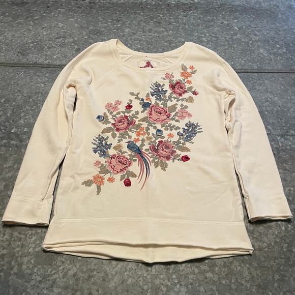 Johnny Was Embroidered Bird Flowers Sweatshirt Small Cream Terry Cloth Cottage - Picture 2 of 10